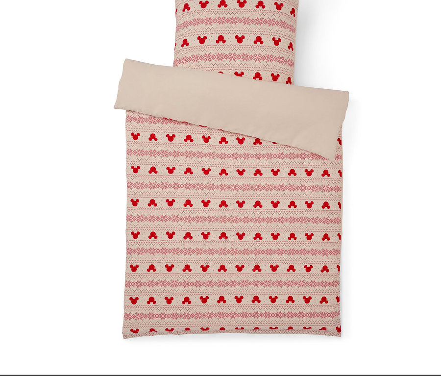 Bettwäsche mit Mickey Mouse Muster auf weißem Hintergrund.