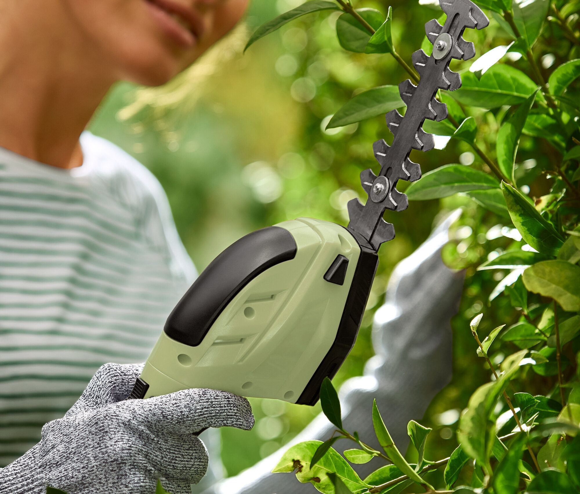 Thumbnail - Tchibo - Schnittschutzhandschuhe - Gr. 8 - grau