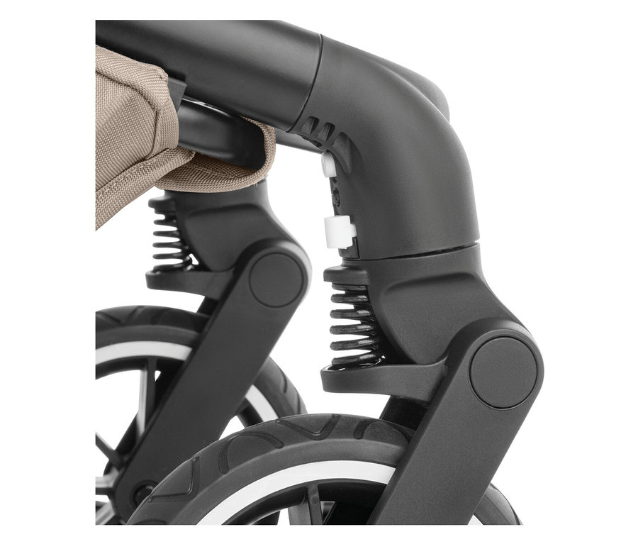 Nahaufnahme von Kinderwagenrädern und Federung.