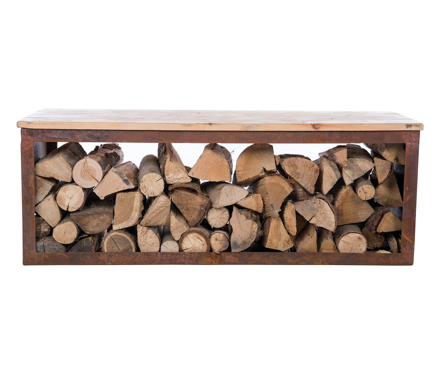Eine 117 cm lange Bank inkl. Holzlager "TYR" ist mit Holzscheiten gefüllt.