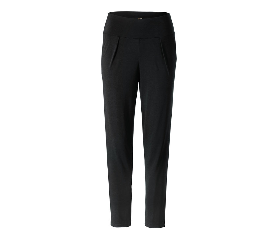 Schwarze Chino-Yogahose.