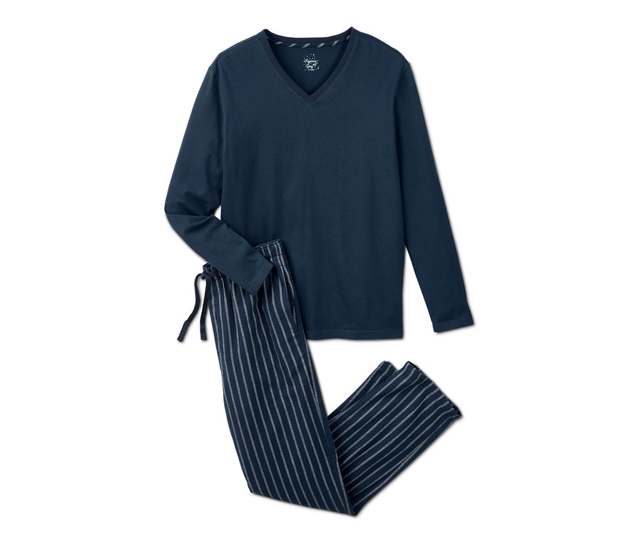 Blauer Pyjama mit gestreifter Flanellhose.