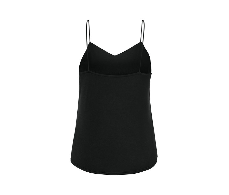 Detailansicht eines Satin-Tops mit dünnen Trägern.