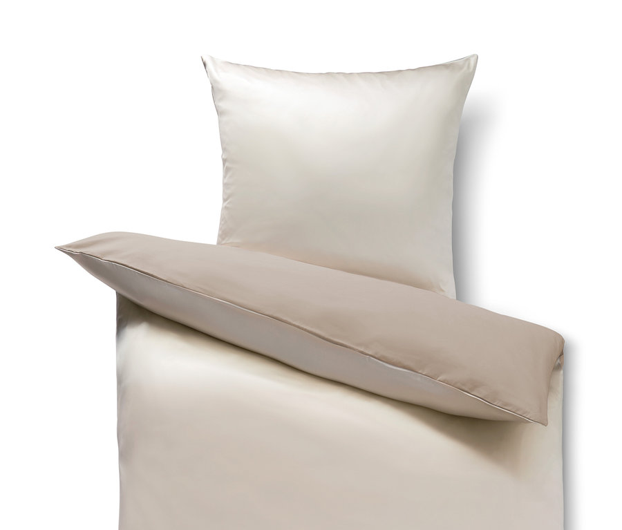 Beige Seiden-Baumwoll-Bettwäsche in Normalgröße mit Kissen.