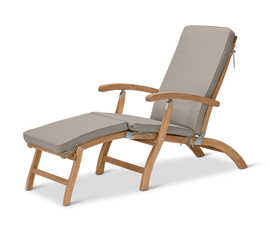 Deckchair mit Polsterauflage.
