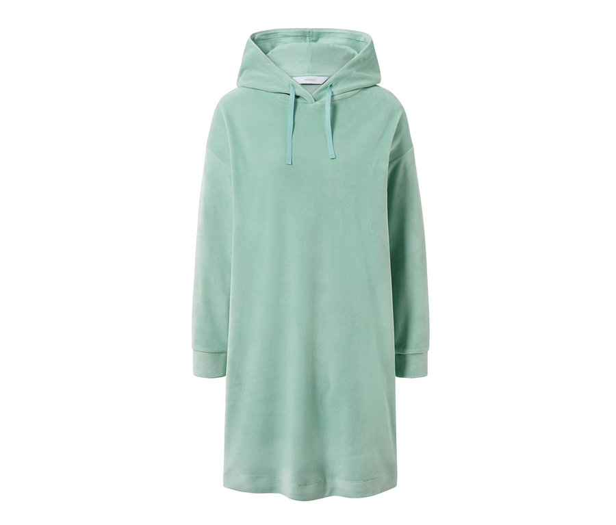 Abgebildet ist ein Nicki Loungewear-Kleid.