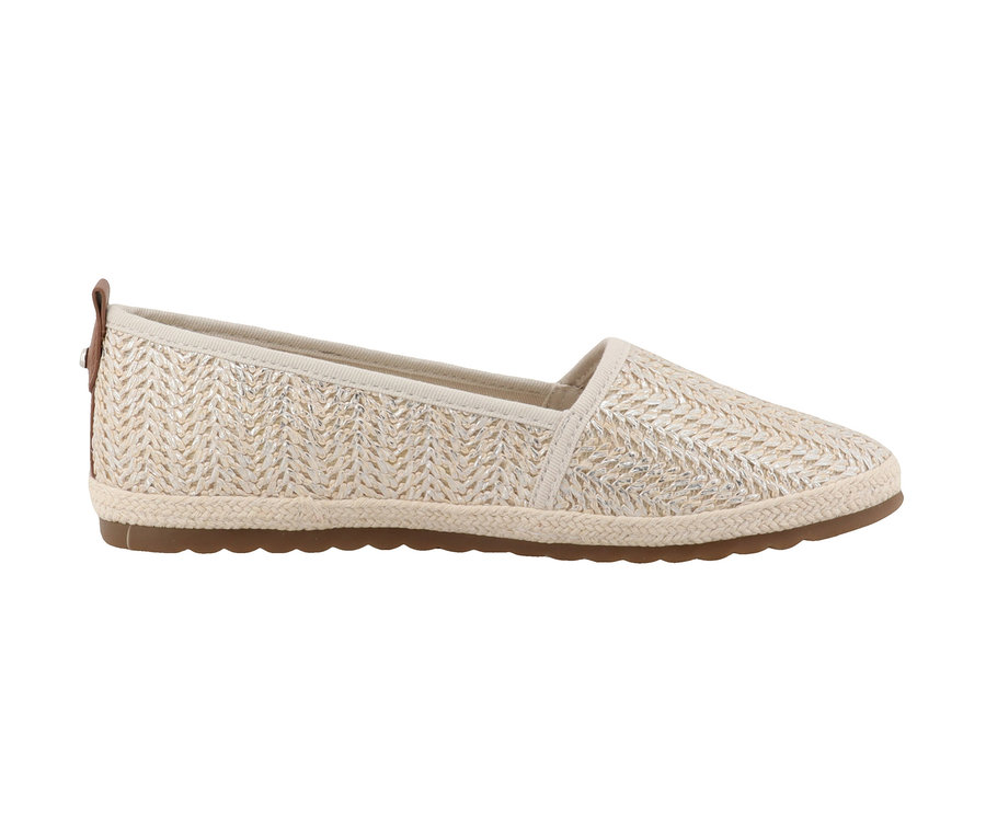 Detailansicht einer goldenen Tom Tailor Espadrilles aus Textil.
