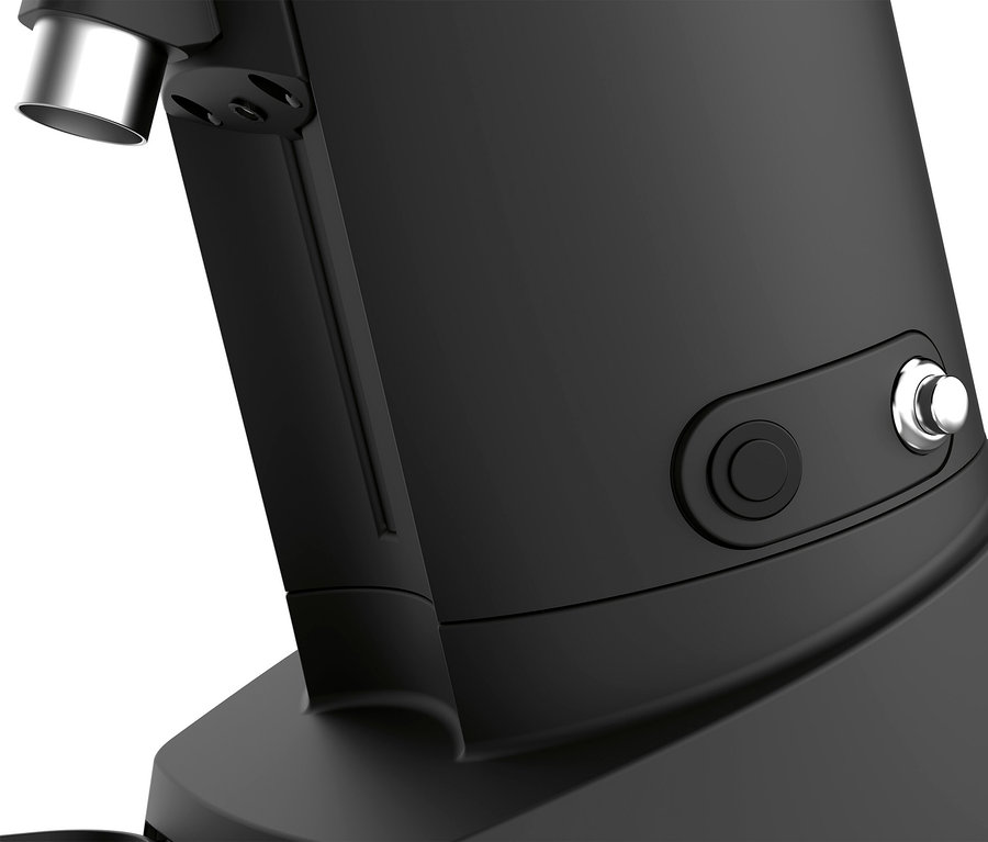 Detailaufnahme eines schwarzen Wasserspenders mit zwei Knöpfen.