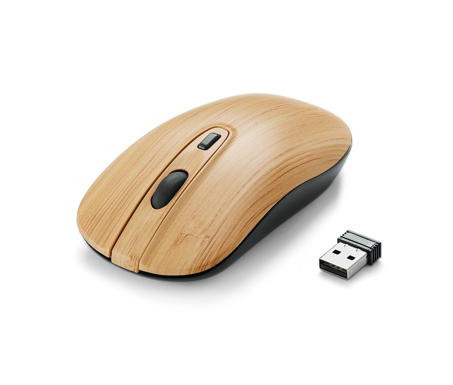 Eine kabellose Maus in Holzoptik und ein USB-Stecker auf weißem Hintergrund.