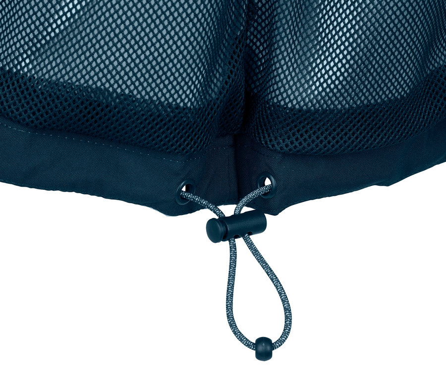 Detailansicht einer Allwetter-Jacke mit blauem Netzfutter und Kordelzug.