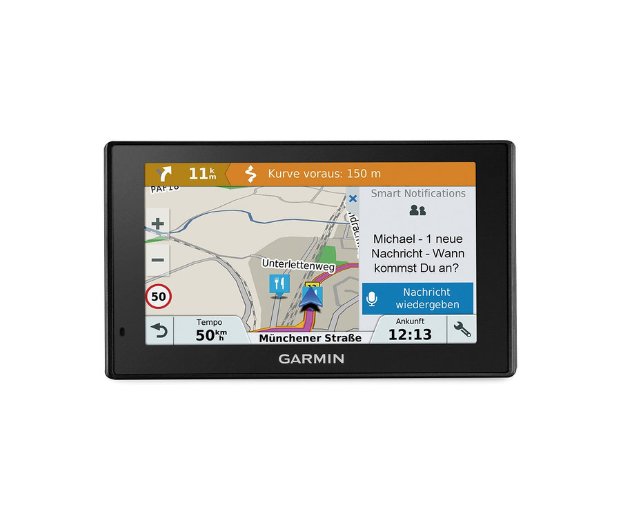 Ein schwarzes GARMIN Navigationsgerät DriveSmart 5 MT-D ARD zeigt eine Karte und Navigationsanweisungen an.