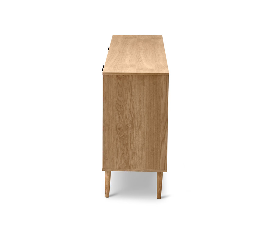 Seitenansicht eines Sideboards »Bekeson« in naturfarbenem Holz mit schwarzen Griffen.