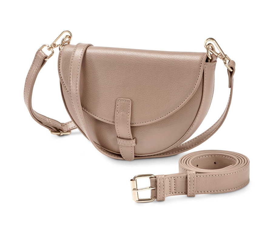 Eine beige Umhänge- und Bauchtasche mit Gurt liegt auf einem weißen Hintergrund.