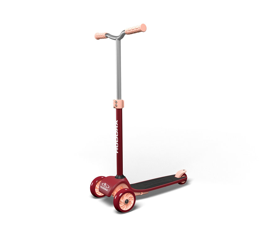 Ein bordeauxroter HUDORA Tri-Scooter mit rosa Details vor einem weißen Hintergrund.