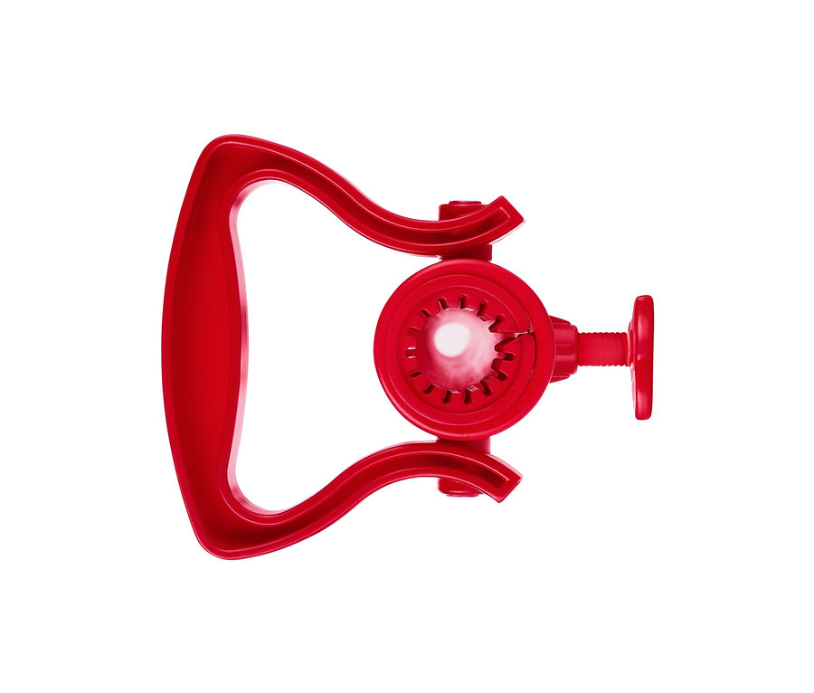 Nahaufnahme eines roten Schraub-Sonnenschirmhalters auf weißem Hintergrund.