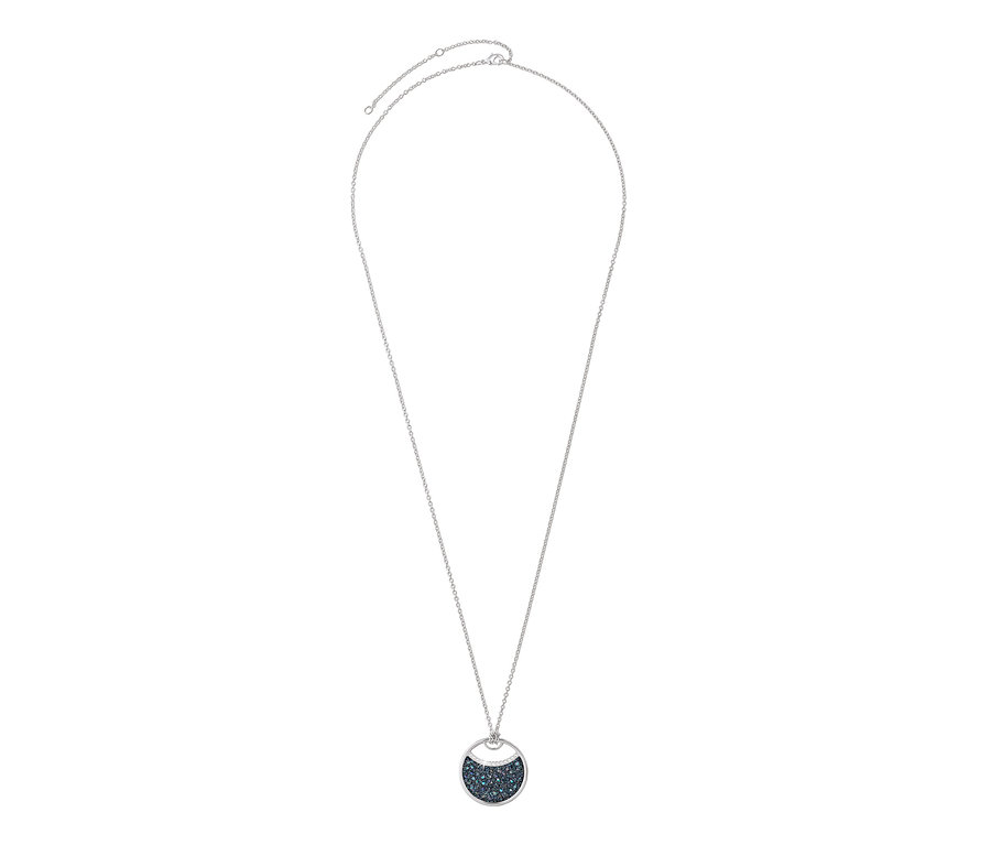 Lange Kette mit rundem Anhänger mit funkelnden Kristallen.