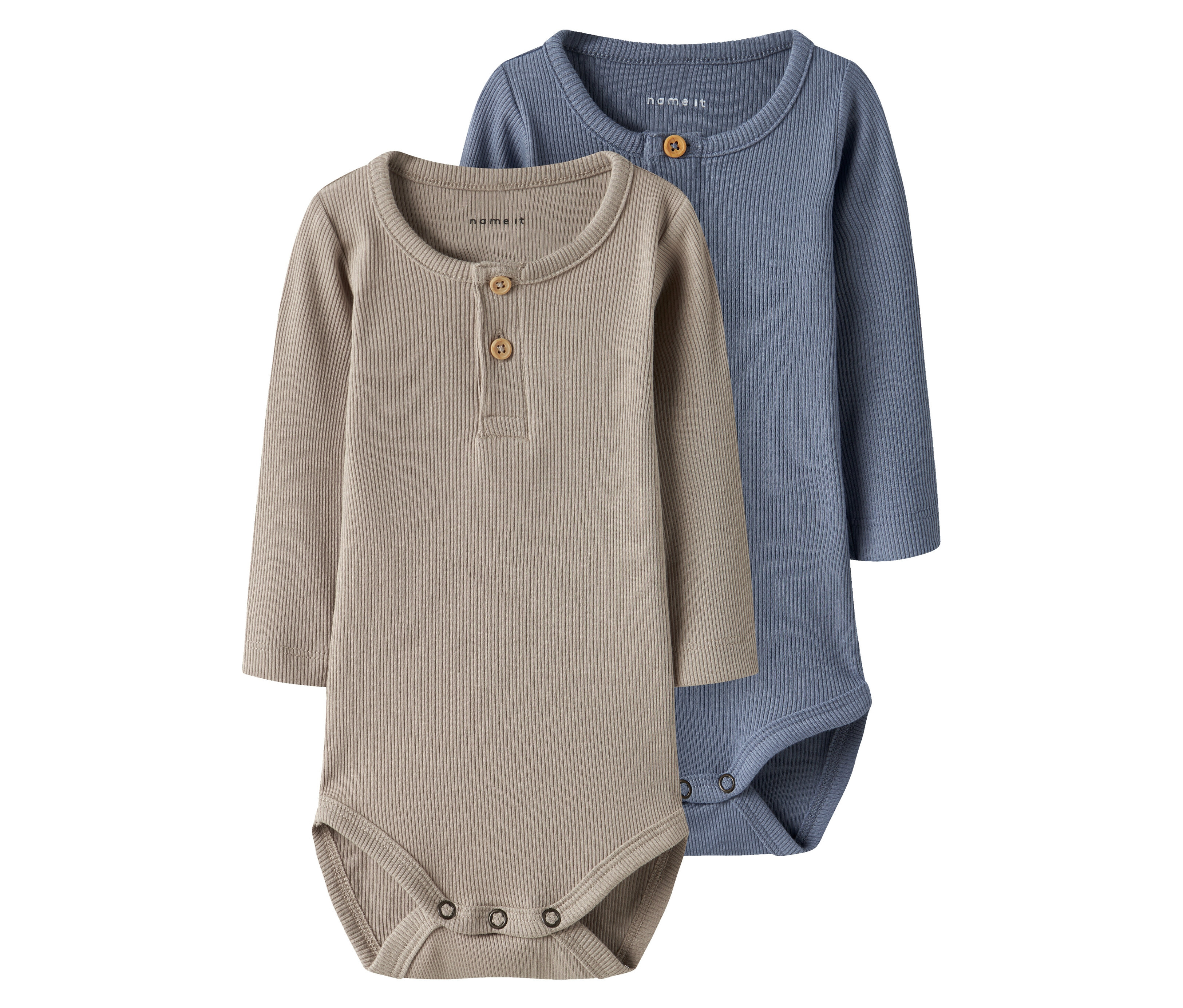 Zwei 2 NAME IT Baby-Bodys, troposphere, liegen nebeneinander.