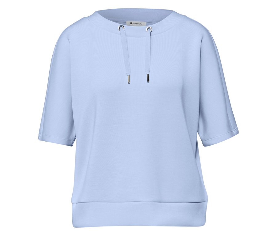 Hellblaues Street One Shirt mit kurzen Ärmeln, Kordelzug am Ausschnitt und geripptem Saum.