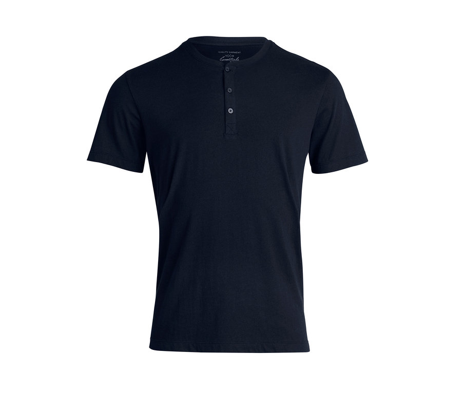 Ein marineblauer Shorty-Pyjama.