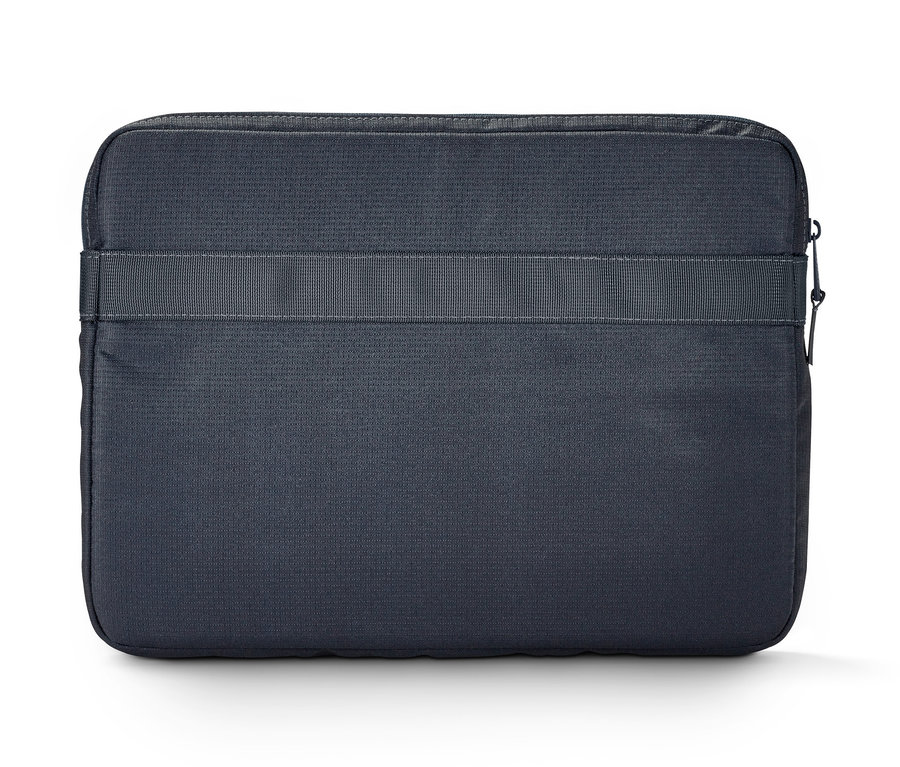 Eine dunkelblaue Laptoptasche.