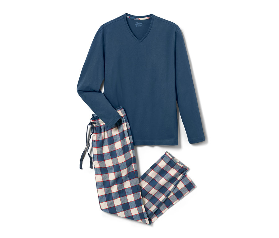 Dunkelblauer karierter Pyjama mit Flanellhose und langärmeligem Oberteil.