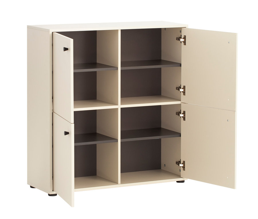 Beiges Highboard »Lovund« mit sechs Fächern, von denen zwei geöffnete Türen haben.
