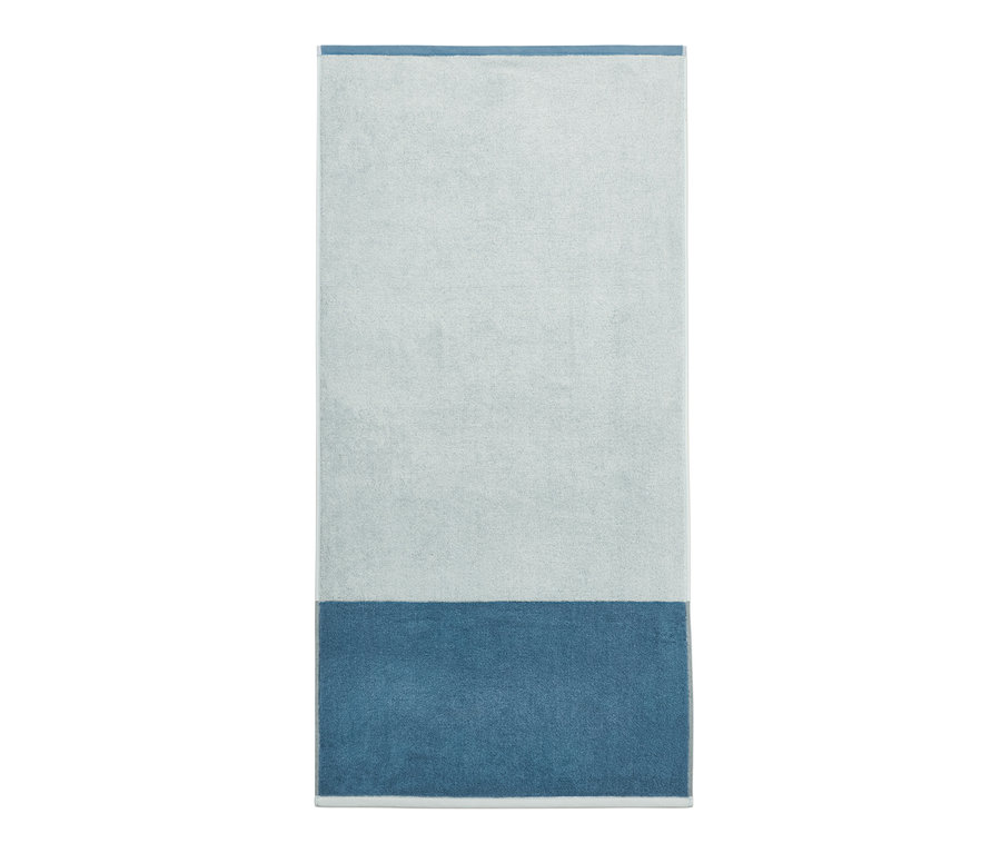 Blaues Jacquard-Badetuch.