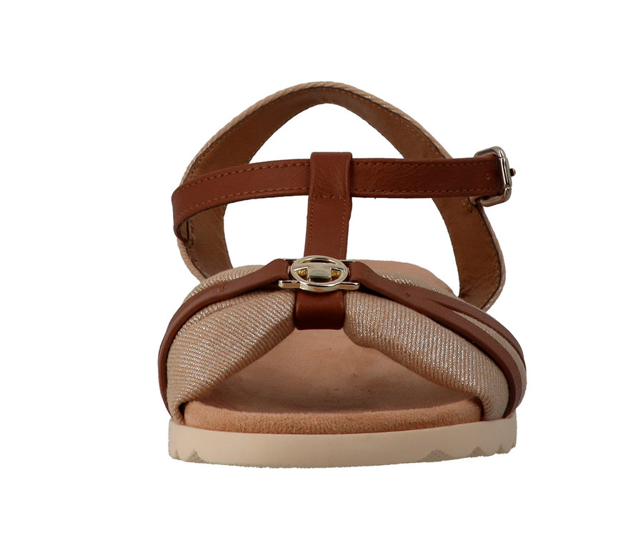 Frontansicht einer goldenen Tom Tailor Sandale aus Textil/PU.