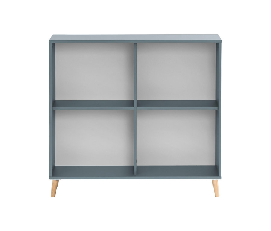 Leeres, fjordblaues Regal »Serie 500« mit vier Fächern und hellen Holzbeinen.