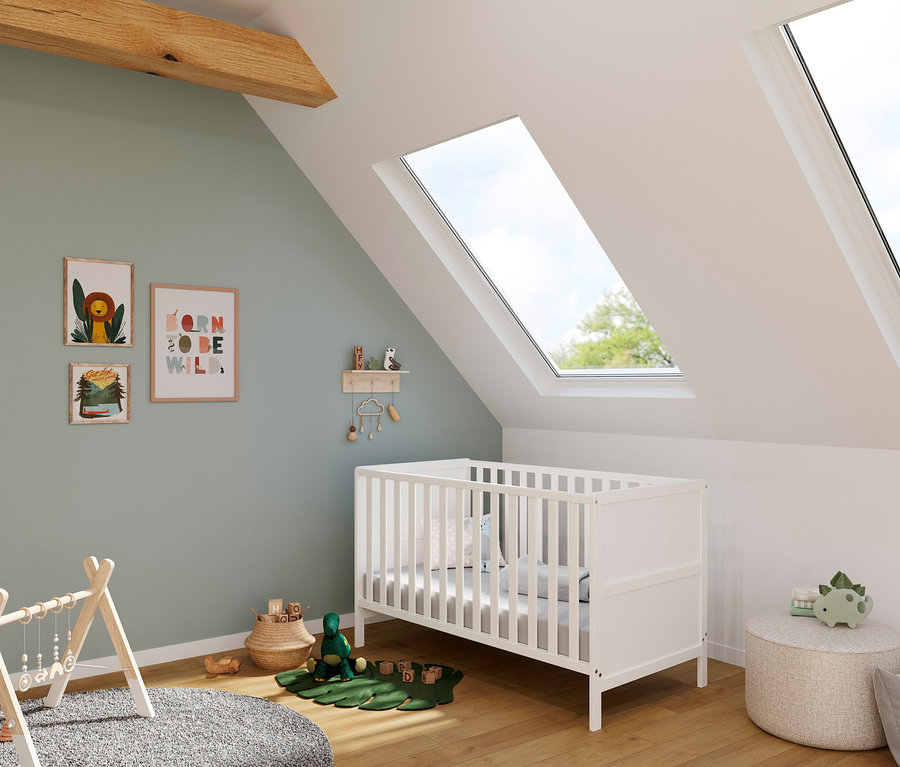 Kinderzimmer mit weißem Kinderbett »Alkmaar«, 140 x 70 cm, 140 x 70 cm und Spielsachen.