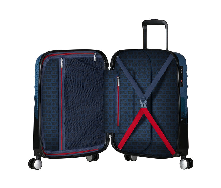Offener, kleiner American Tourister Wavebreaker »Captain America« Koffer mit Rollen.