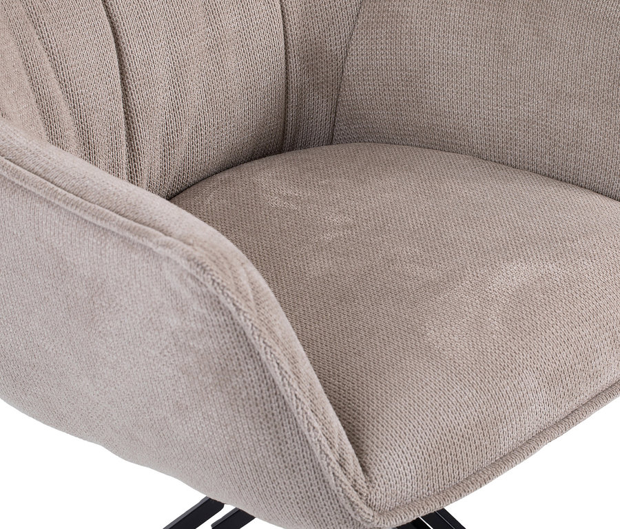 Nahaufnahme eines DeVries Diningsessels »Ginosa«, drehbar, beige.