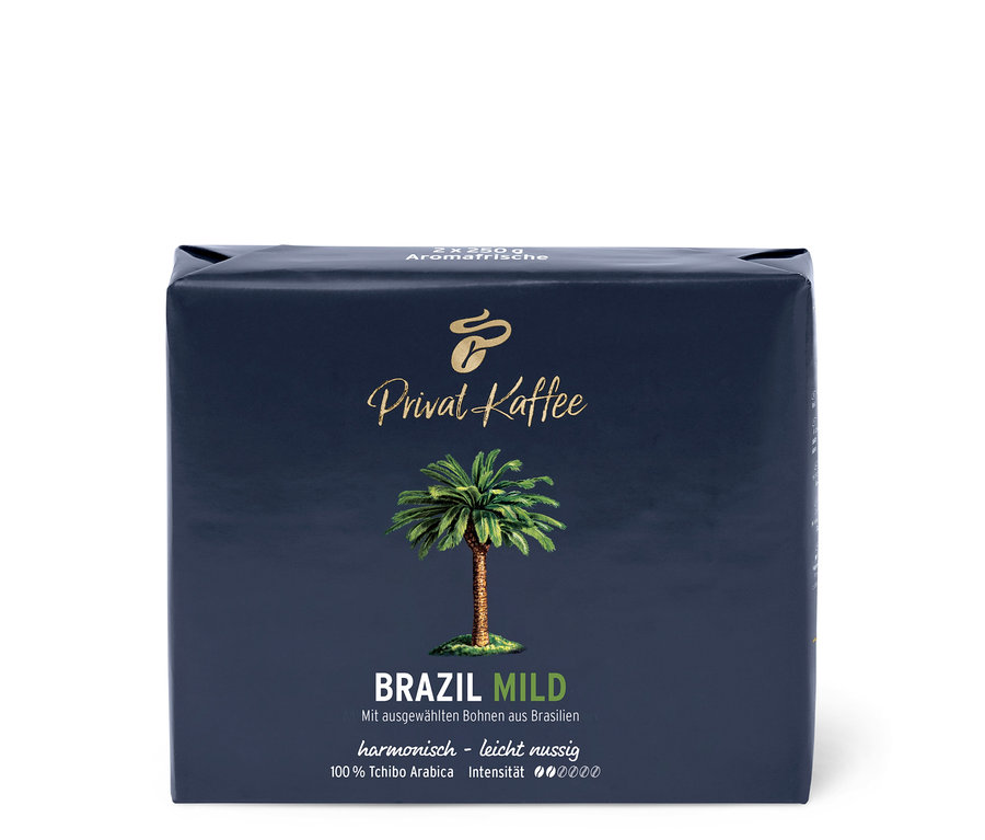 Eine 500g Packung Privat Kaffee Brazil Mild Gemahlen auf einem weißen Hintergrund.