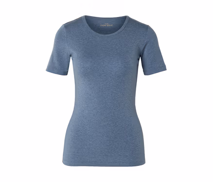 Meliertes blaues T-Shirt mit Rundhalsausschnitt und kurzen Ärmeln, figurbetont geschnitten. Im Nacken ist ein Etikett mit 'EVERY BODY' zu sehen.