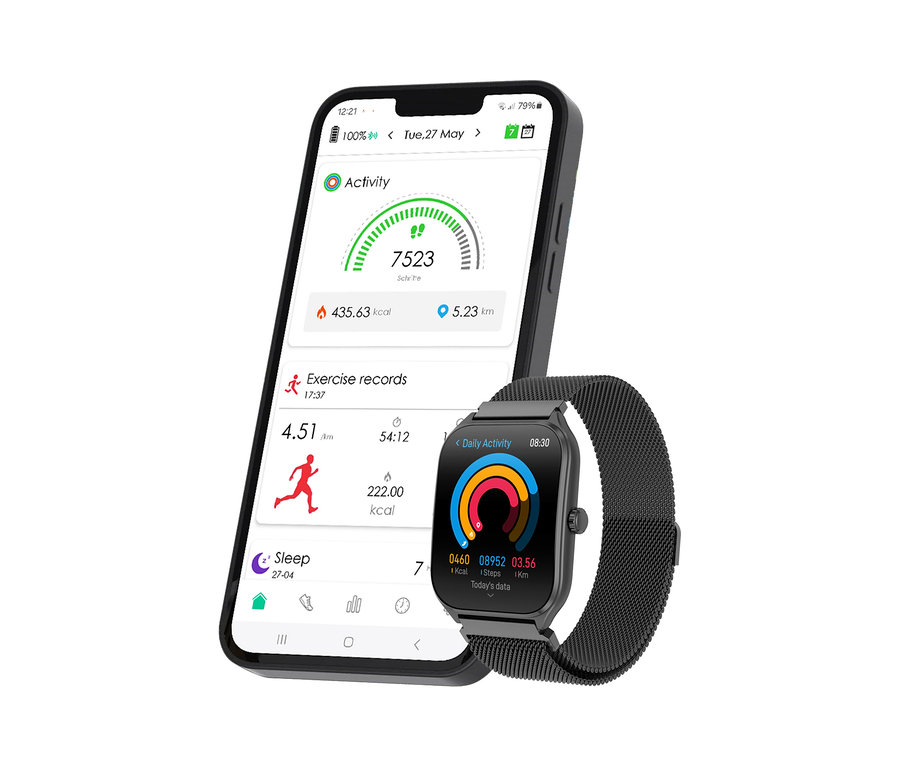 Schwarze Kienzle Smart Slim Uhr mit Mesh-Armband neben einem Smartphone, das eine Fitness-App anzeigt. Beide Geräte zeigen Aktivitätsdaten wie Schritte, Kalorien und Distanz.