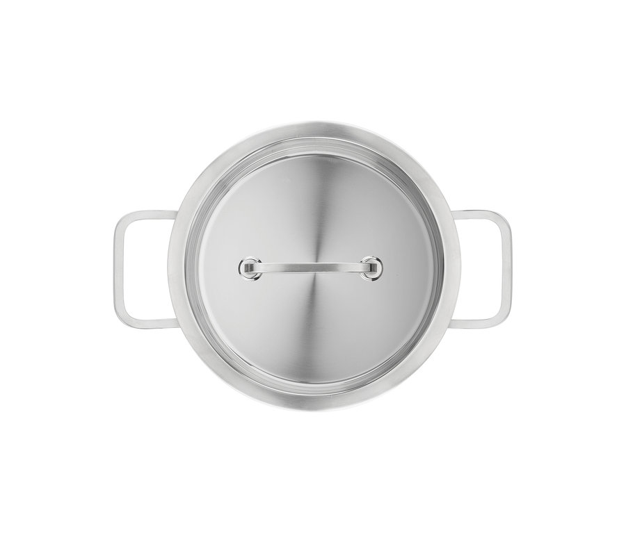 Edelstahltopf mit Deckel von Henckels by ZWILLING, von oben gesehen. Der Deckel hat einen flachen, horizontalen Griff; zwei Topfgriffe sind sichtbar.