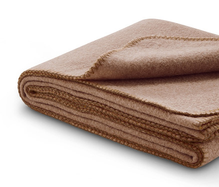 Gefaltete Kuscheldecke.