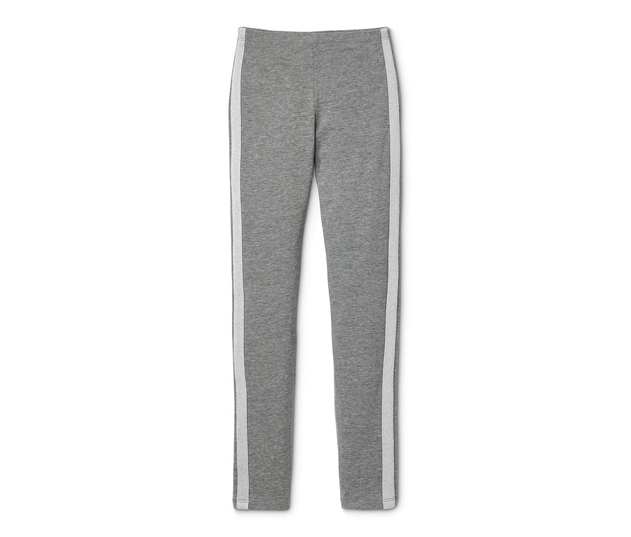 Graue Leggings mit silbernem Seitenstreifen.