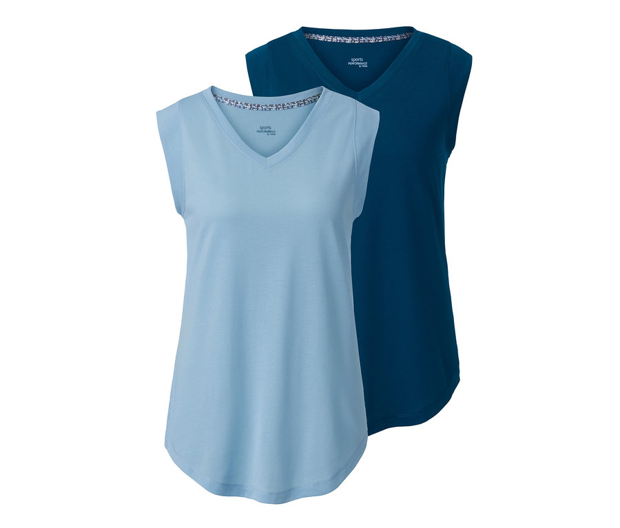 Zwei Tops, ein hellblaues und ein dunkelblaues.