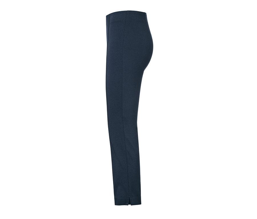 Blaue 7/8-Stretchhose.