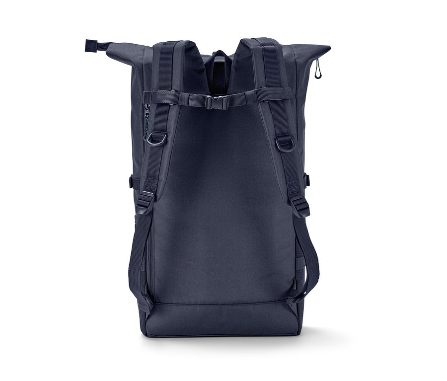 Dunkelblauer Outdoor-Rucksack von hinten.