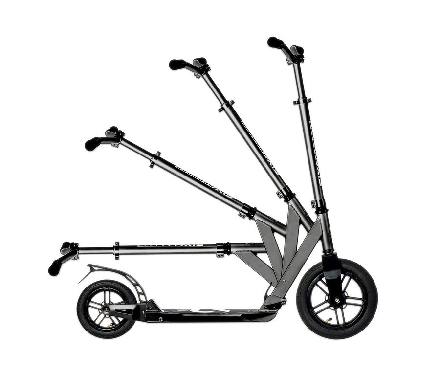 Schwarzer SIX DEGREES Aluminium-Scooter »All Terrain 300/205 mm« in drei verschiedenen Positionen.