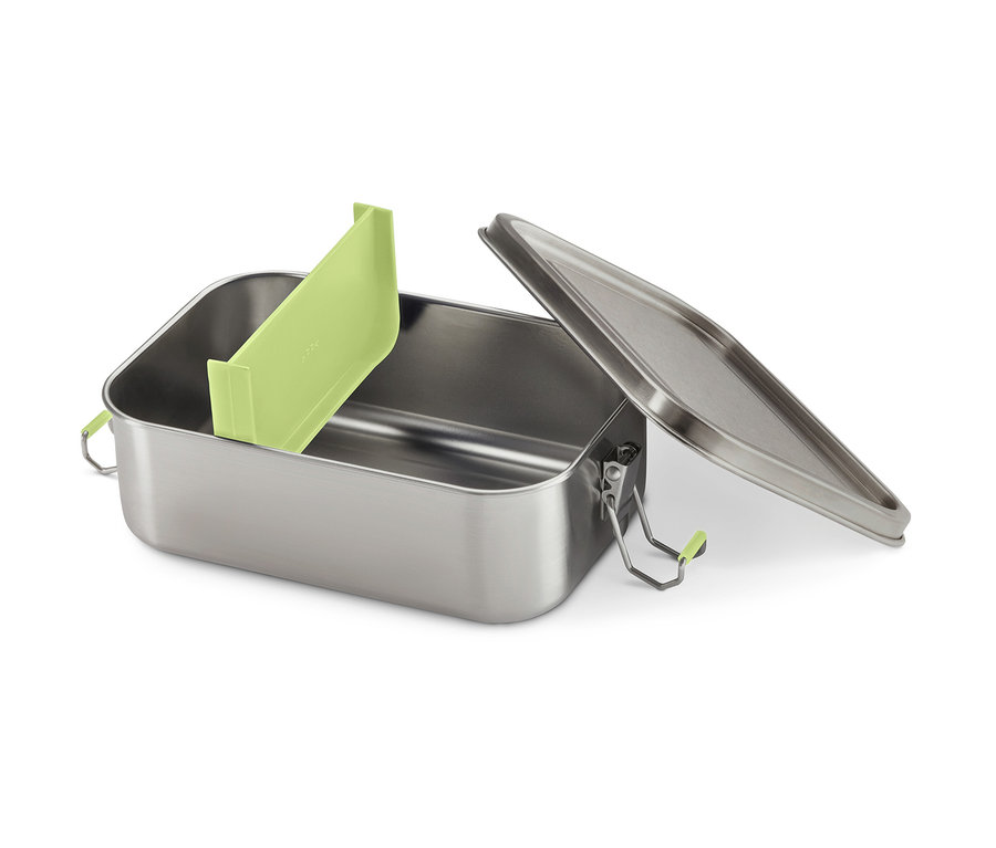 Geöffnete To-go-Lunchbox aus Edelstahl mit grünem Facheinsatz und Deckel.