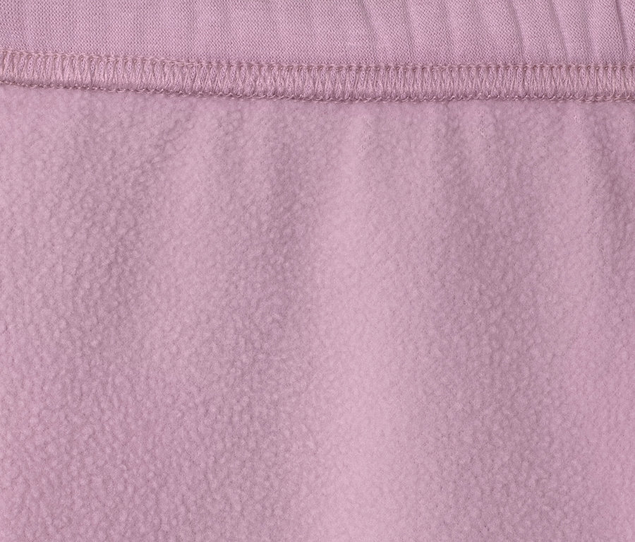 Detailaufnahme einer Kinder-Thermoleggings in Violett.