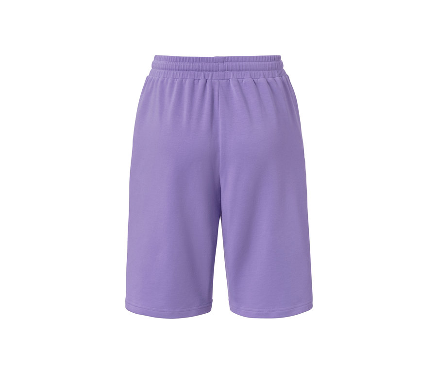 Lila Funktionsshorts.