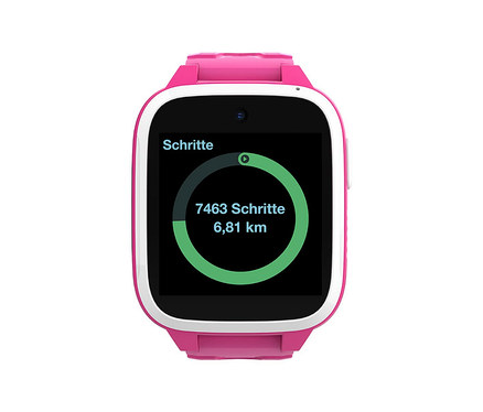 Nahaufnahme einer rosa Kinderuhr Xplora XGO3, deren Zifferblatt die Anzahl der Schritte und die zurückgelegte Distanz anzeigt.