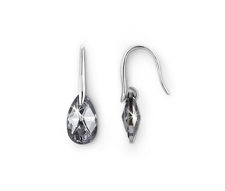 Zwei Ohrhänger verziert mit Swarovski® Kristallen.