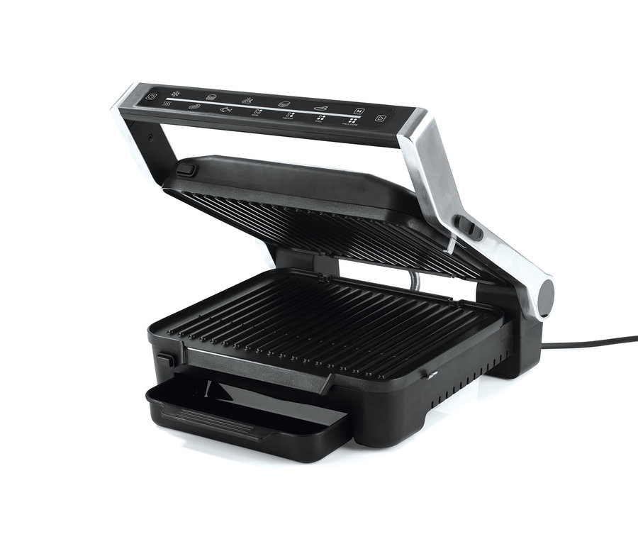 Ein schwarzer MAXXMEE Digital-Kontaktgrill, geöffnet, auf einem weißen Hintergrund.