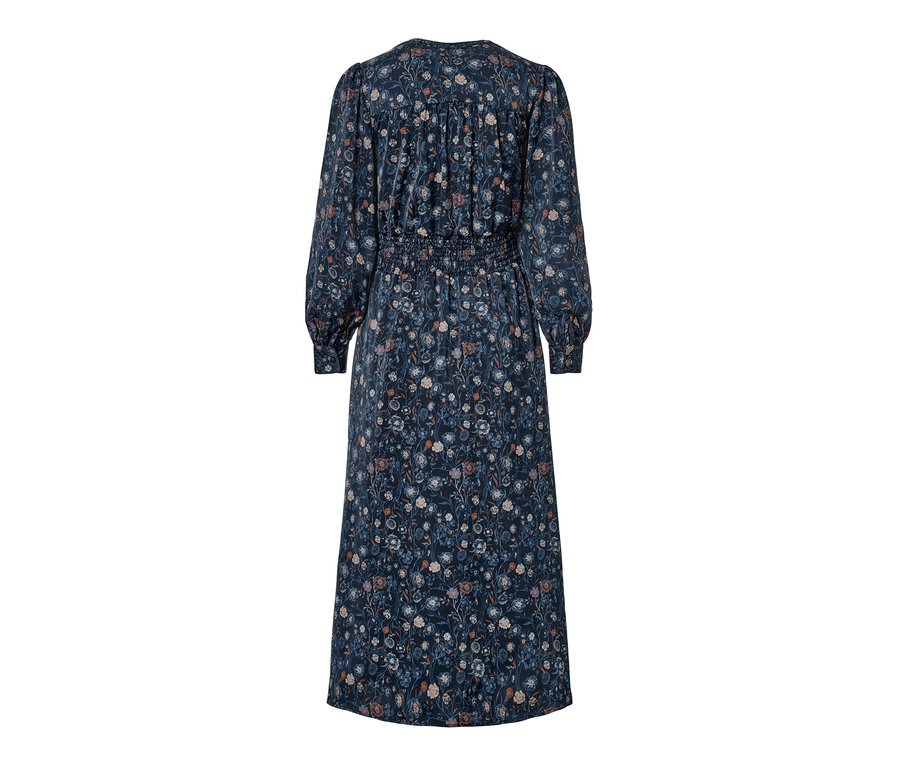 Detailansicht der Rückseite eines geblümten Midikleids.