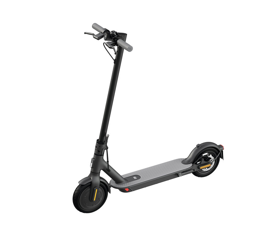 Ein schwarzer Elektroroller Xiaomi-Elektroscooter »Mi Scooter 1S«.